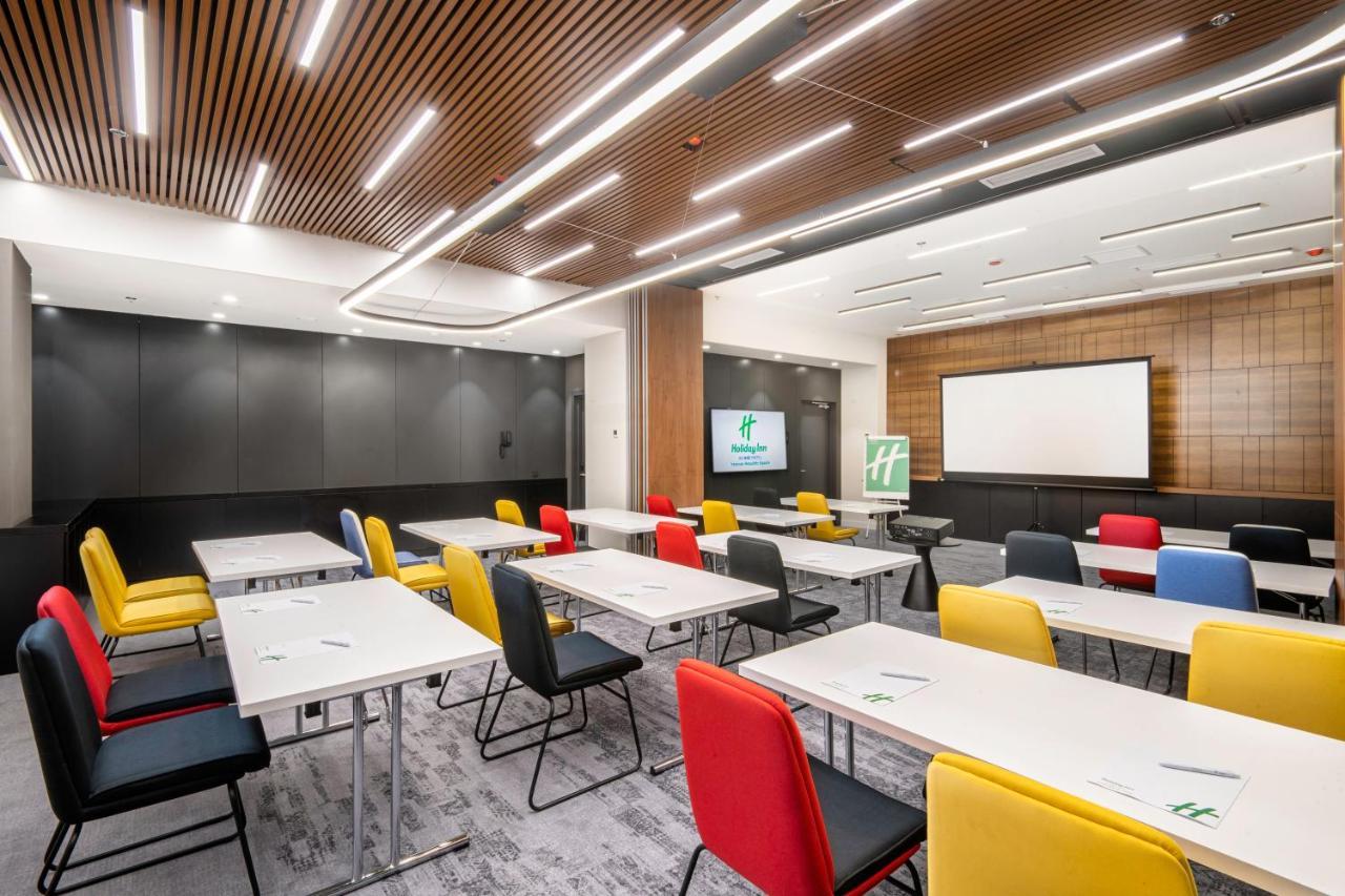 Holiday Inn Yerevan - Republic Square By Ihg Bagian luar foto