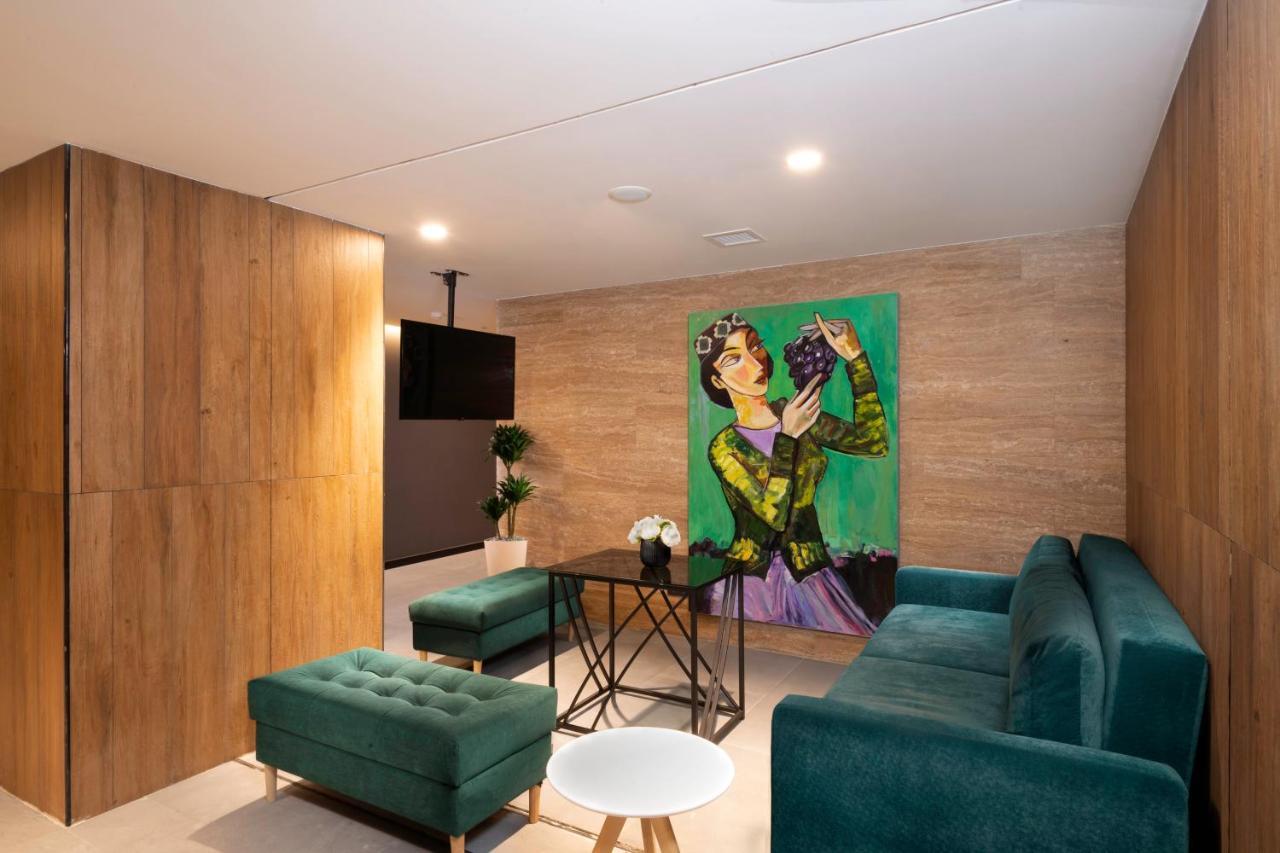 Holiday Inn Yerevan - Republic Square By Ihg Bagian luar foto