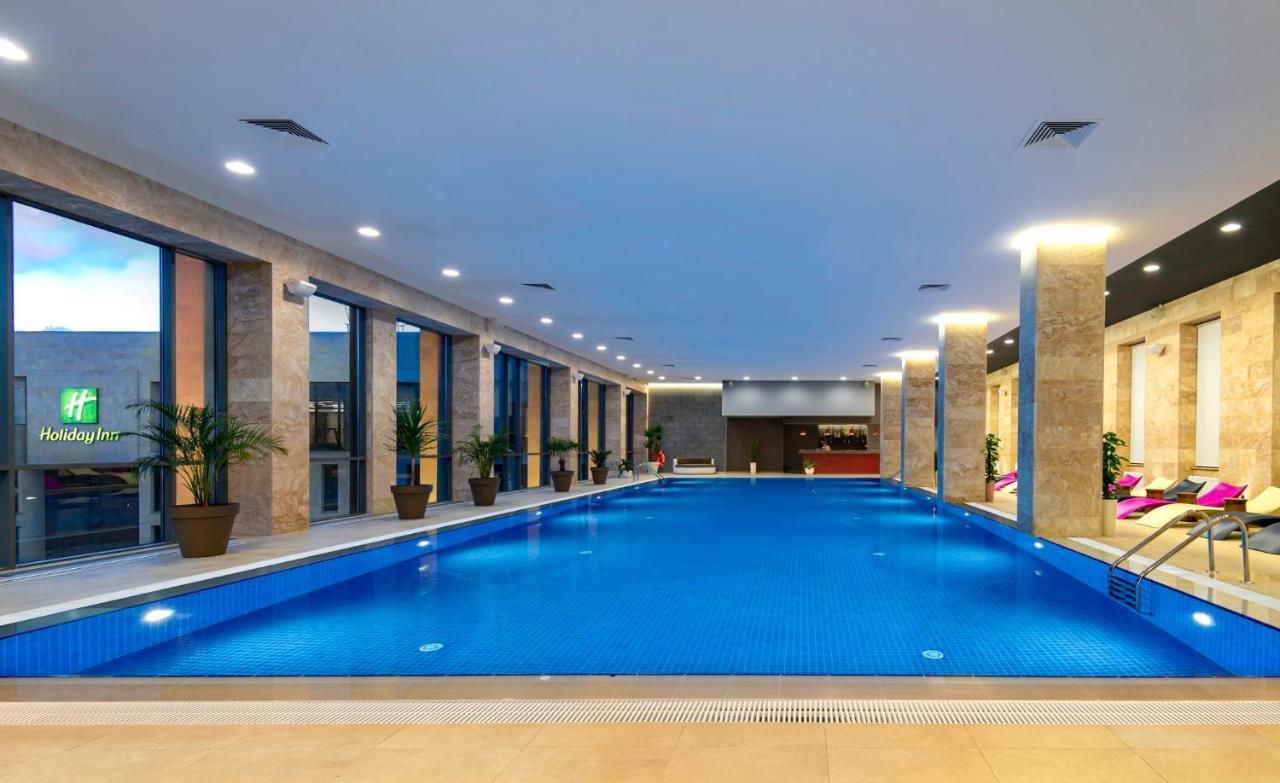 Holiday Inn Yerevan - Republic Square By Ihg Bagian luar foto