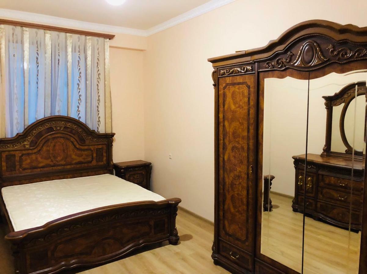 Holiday Inn Yerevan - Republic Square By Ihg Bagian luar foto